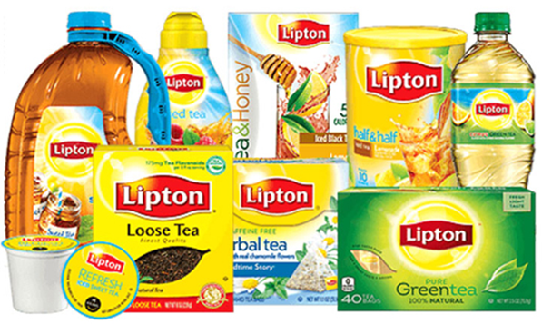 Imagem de embalagem Lipton Ice Tea num ambiente de campanha